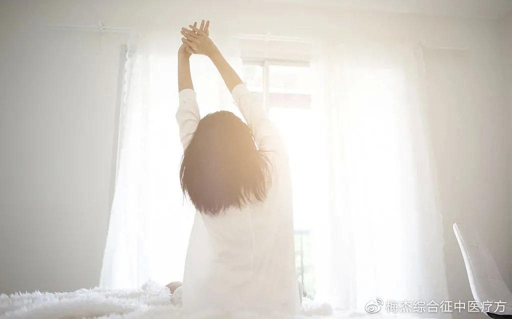 45岁后,请谨记:晨起四不要,平时做好3件事,给健康加加分