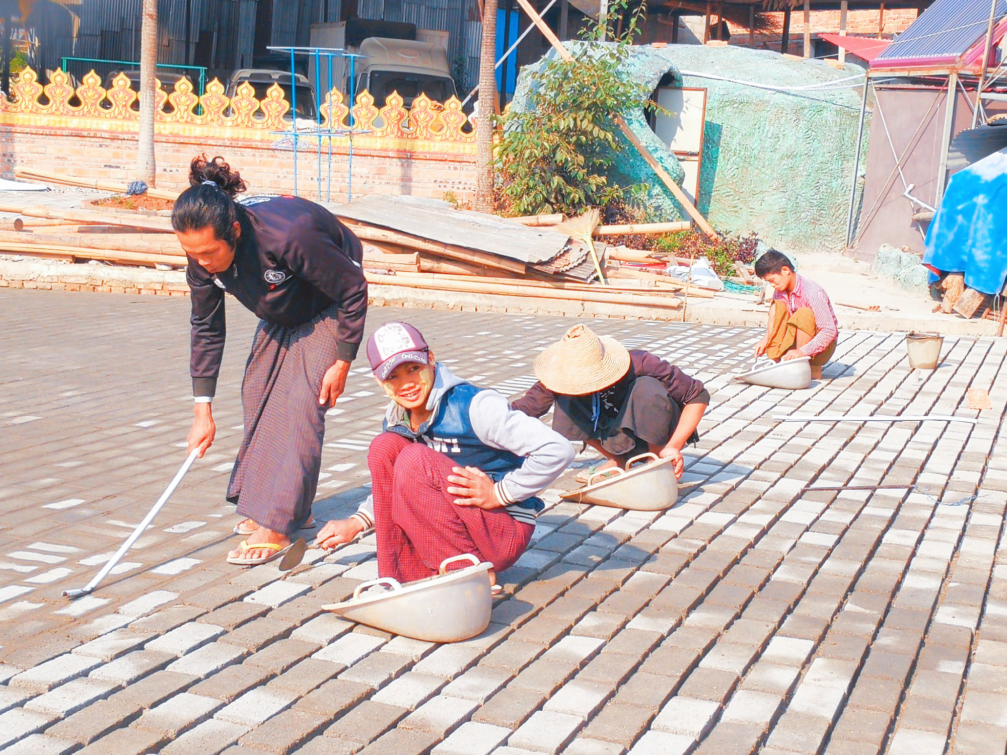 云南边境一院子分属2个国家，厨房在中国，卧室在缅甸